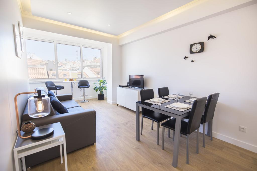Lovelystay - Light & Comfy Flat Лиссабон Экстерьер фото